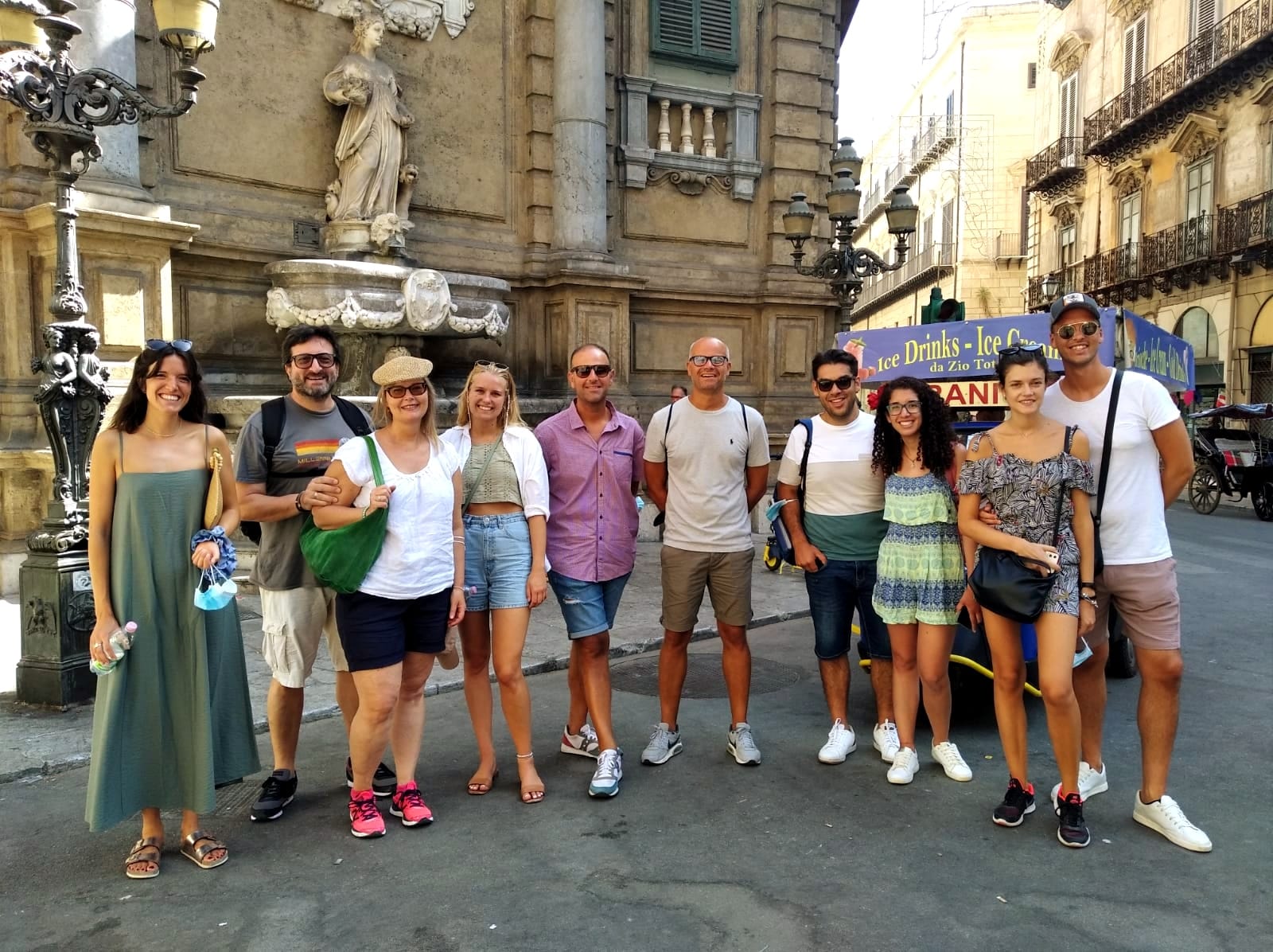 Quattro Canti Guide local de Palerme Kairos Sicily Walking Tours